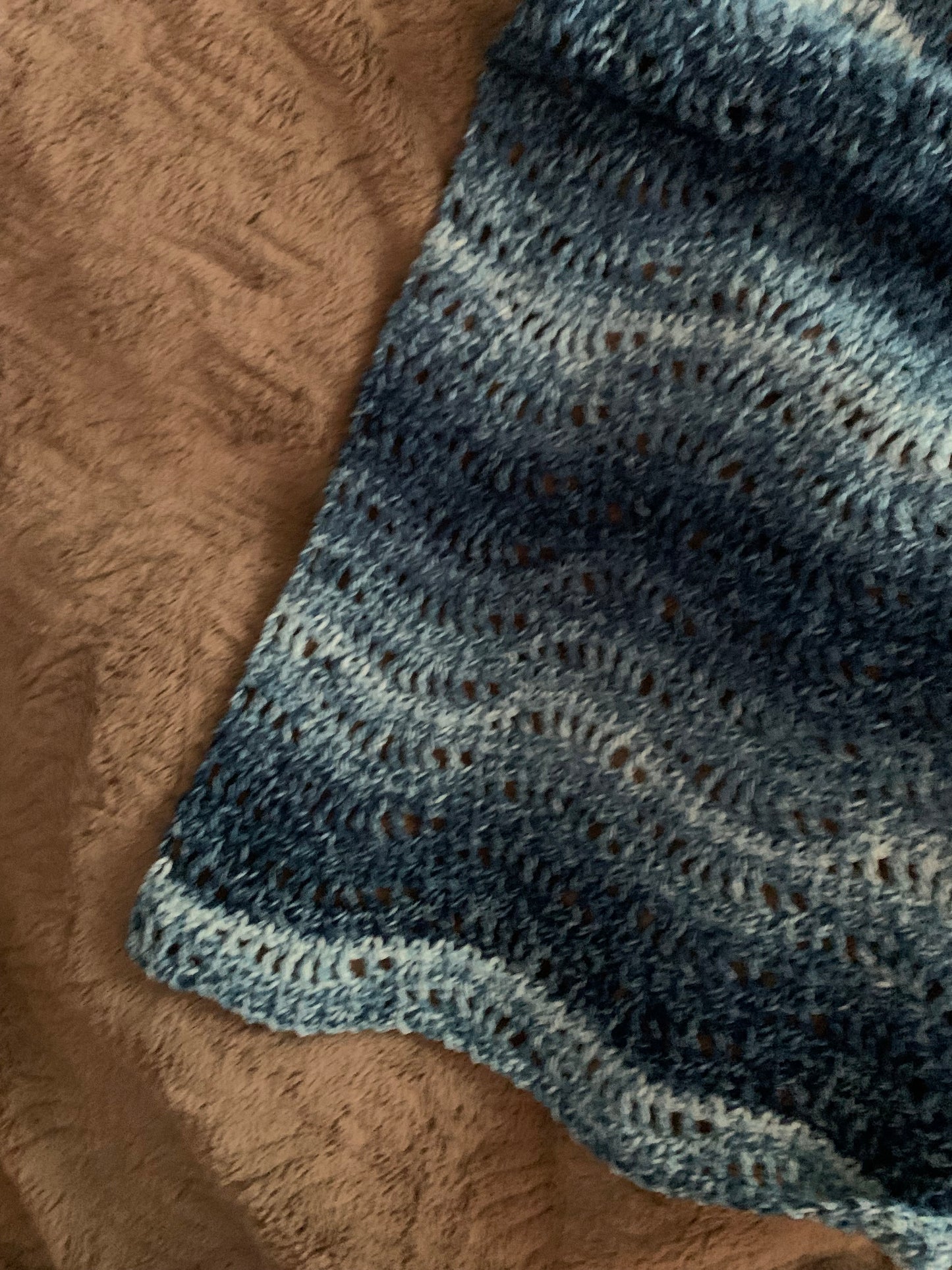 Throw Blanket - Wave Pattern