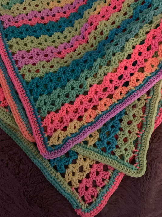 Throw Blanket - Shell Pattern