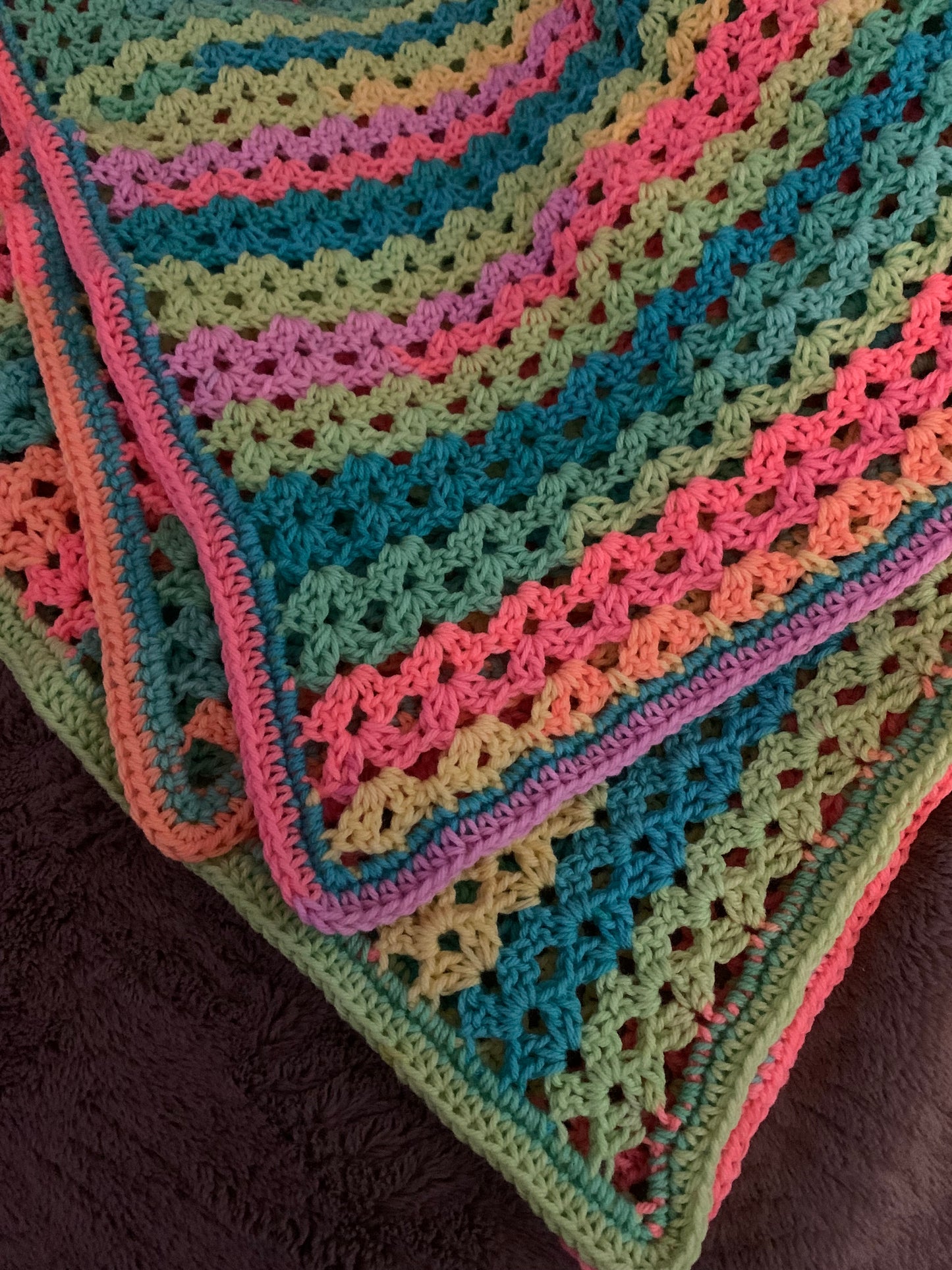 Throw Blanket - Shell Pattern